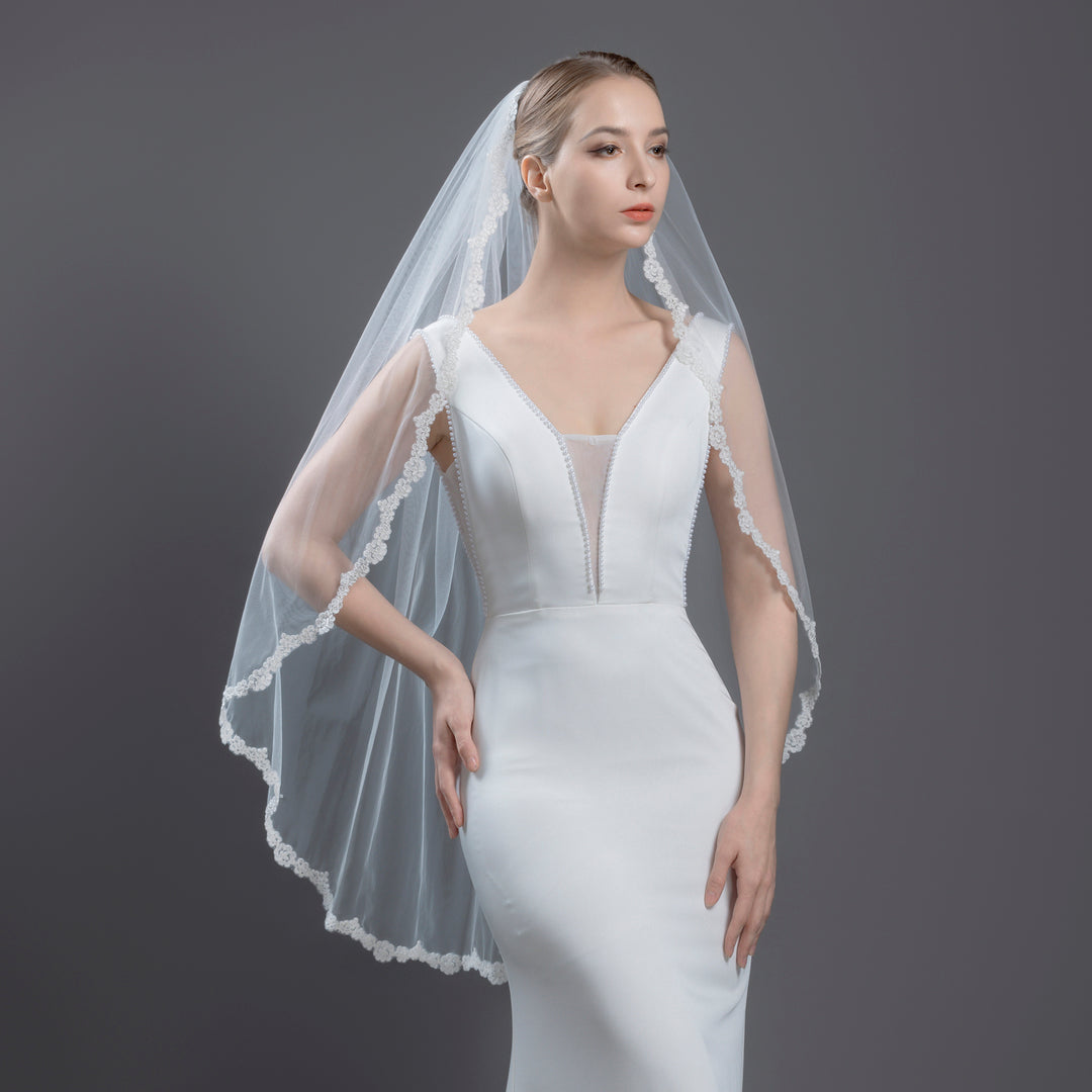 FS6299 Floral Vine Embroidered Lace Veil 42"