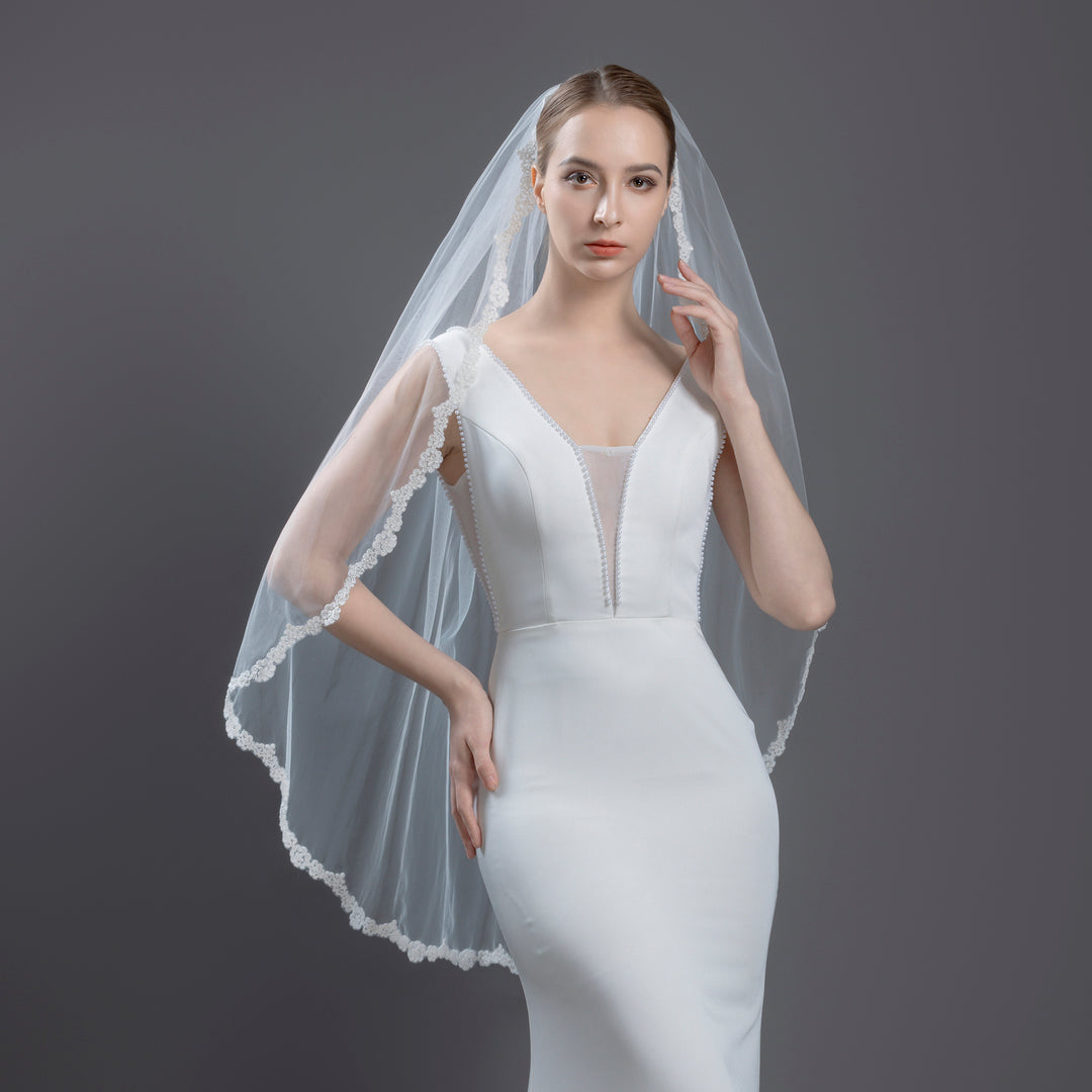FS6299 Floral Vine Embroidered Lace Veil 42"