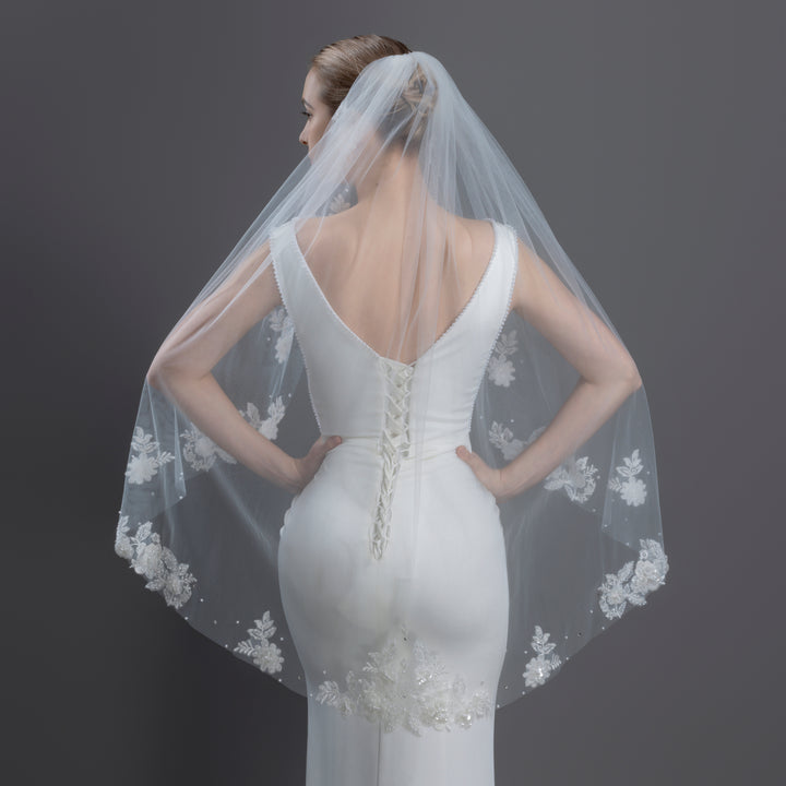 FS6219 Floral Vine Embroidered Lace Veil 42"