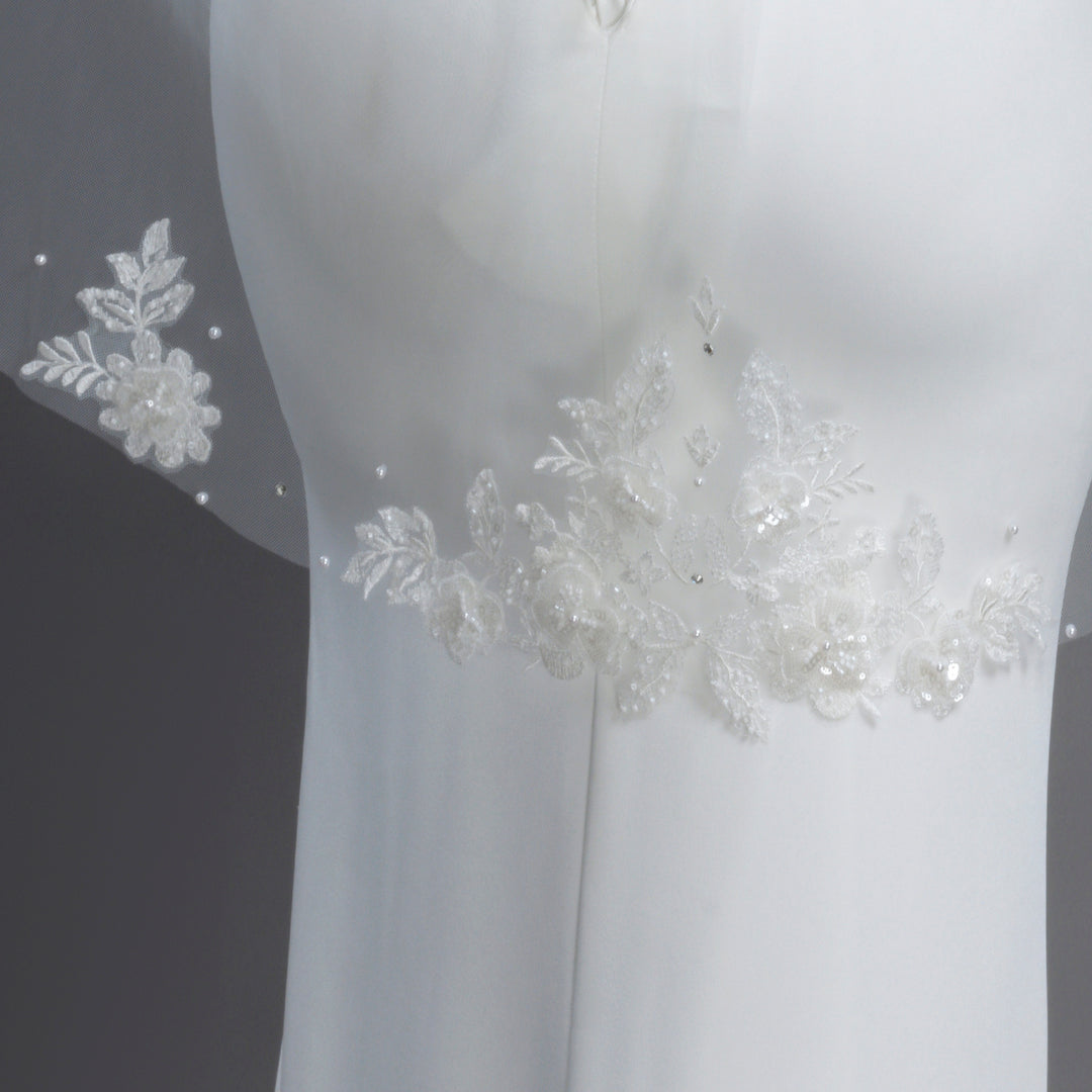 FS6219 Floral Vine Embroidered Lace Veil 42"