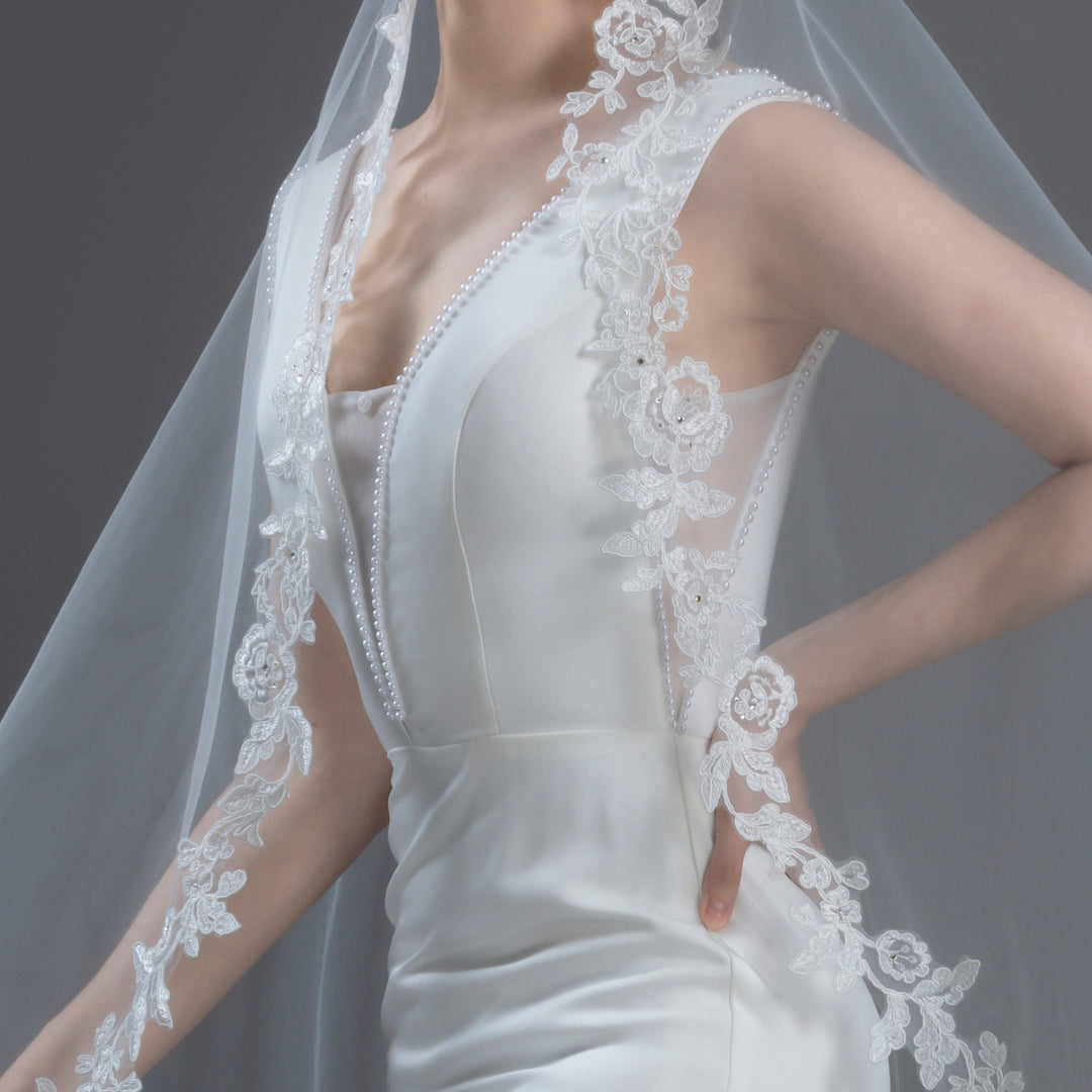 FS6217-M Floral Vine Embroidered Lace Mantilla Veil 60"