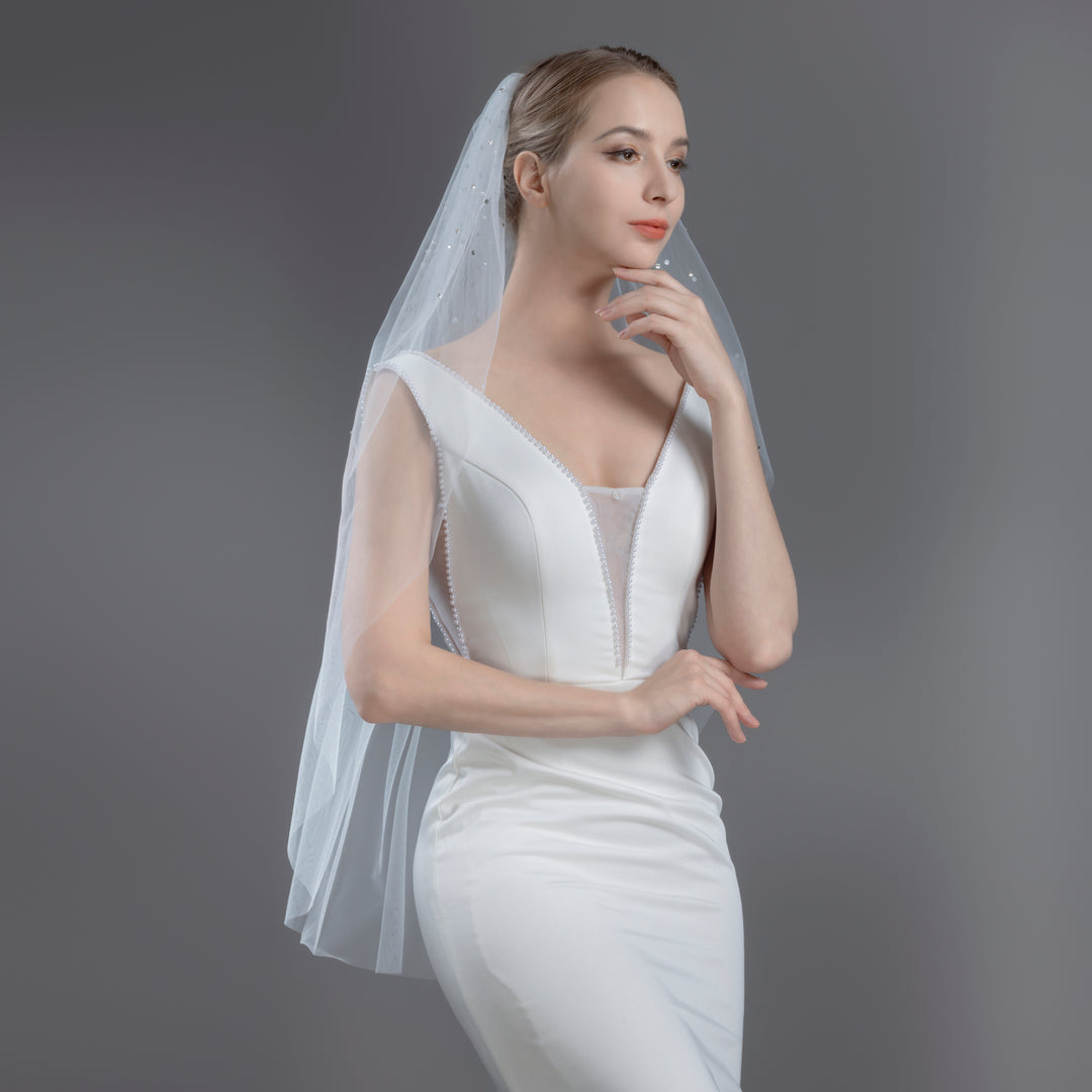 Scattered Rhinestones Bridal Veil, Fine Illusion Tulle, Fingertip, Knee Length FS6256