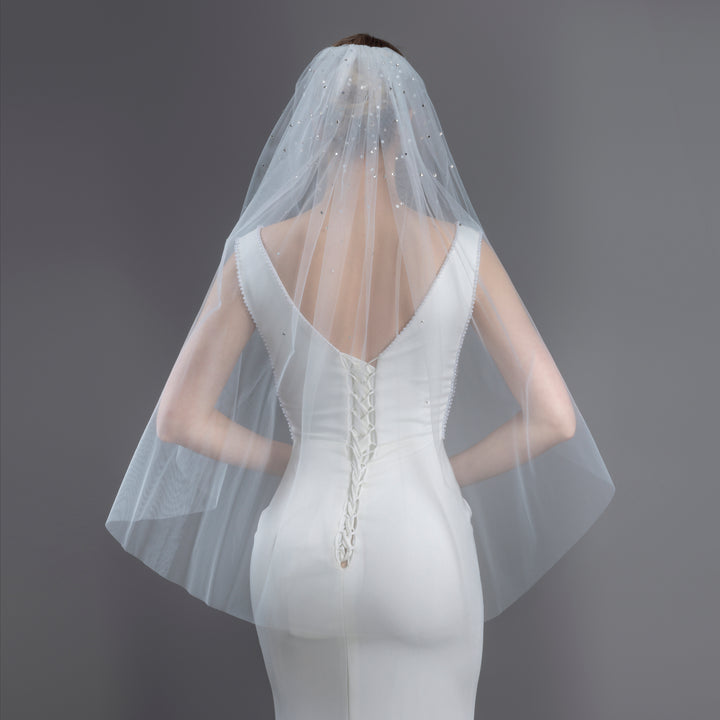 Scattered Rhinestones Bridal Veil, Fine Illusion Tulle, Fingertip, Knee Length FS6256