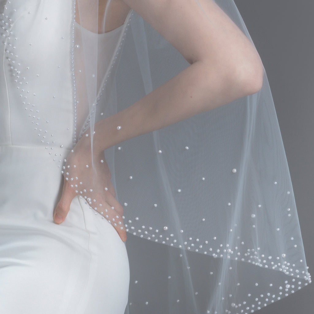 FS6253 Wide Faux Pearls Edge Veil 36