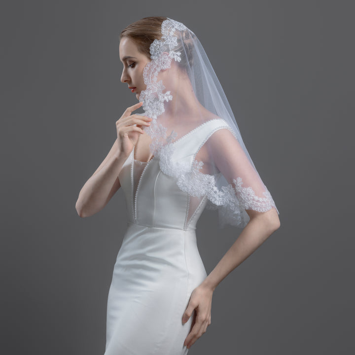 FS6320-M Floral Vine Embroidered Lace Mantilla Veil 25"