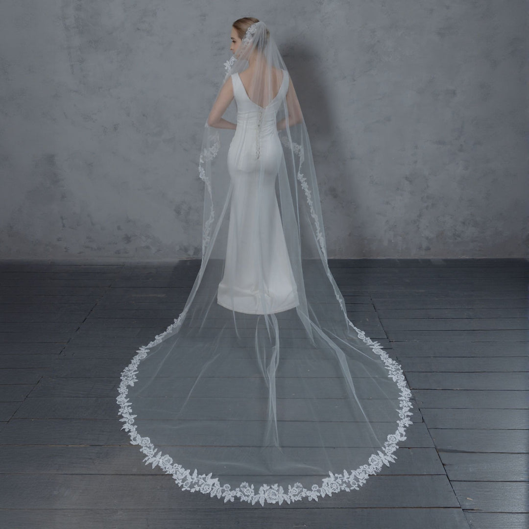 FS6217-AC Floral Vine Embroidered Lace Veil Angel Cut 108" 120"
