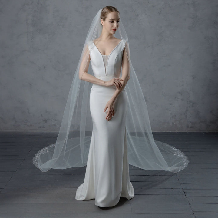 FS6252A Scalloped Floral Motifs Crystal Beaded Edge Veil 120"