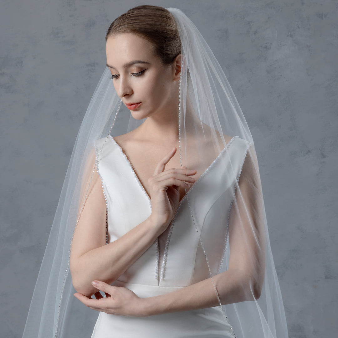 FS6252A Scalloped Floral Motifs Crystal Beaded Edge Veil 120"