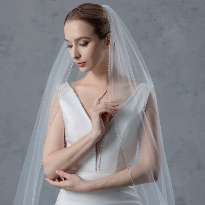 FS6252A Scalloped Floral Motifs Crystal Beaded Edge Veil 120"