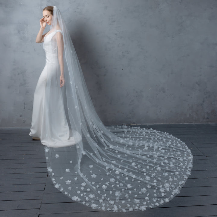 FS6232 3D Organza Flowers Rhinestones Pearls Veil 120"