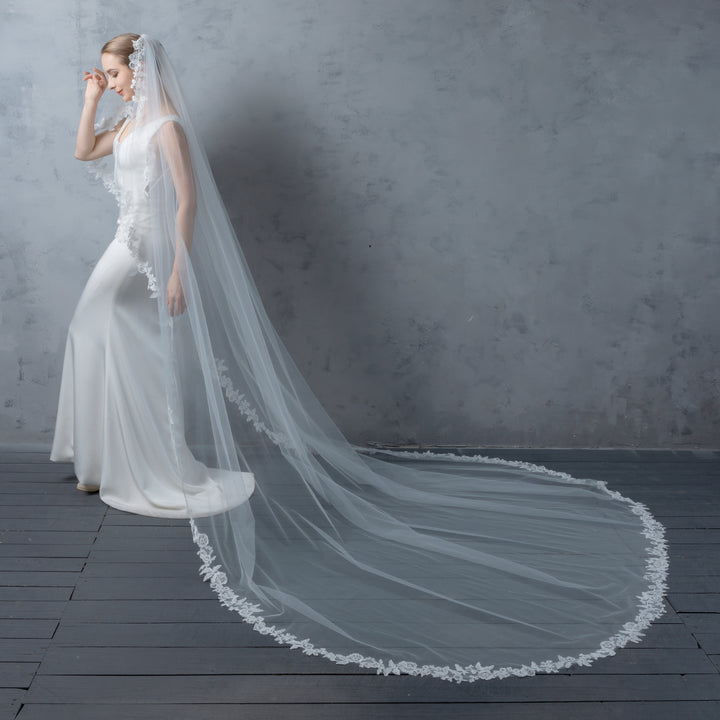 FS6217-AC Floral Vine Embroidered Lace Veil Angel Cut 108" 120"