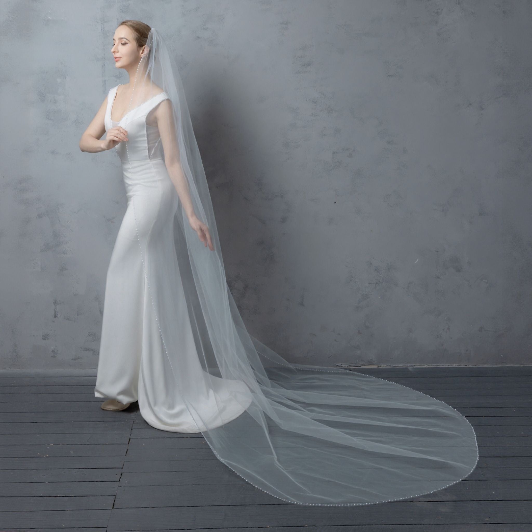 Wholesale Pearl Veils | Farinosa Bridal