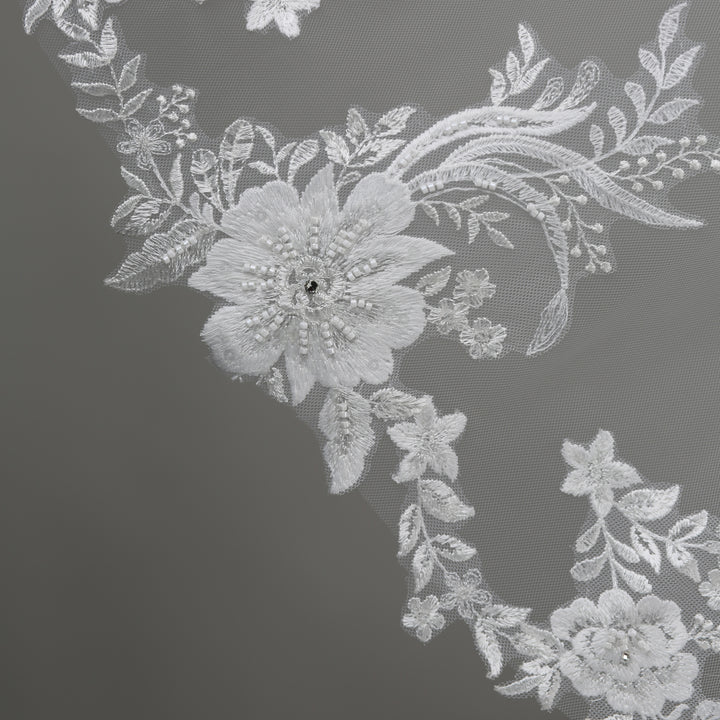FS6225 veil comb attachment close-up with tulle wrapping.