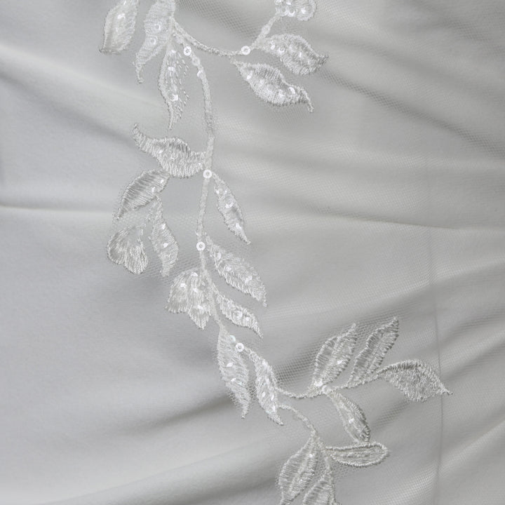 Close up of leaf lace on mantilla lace veil