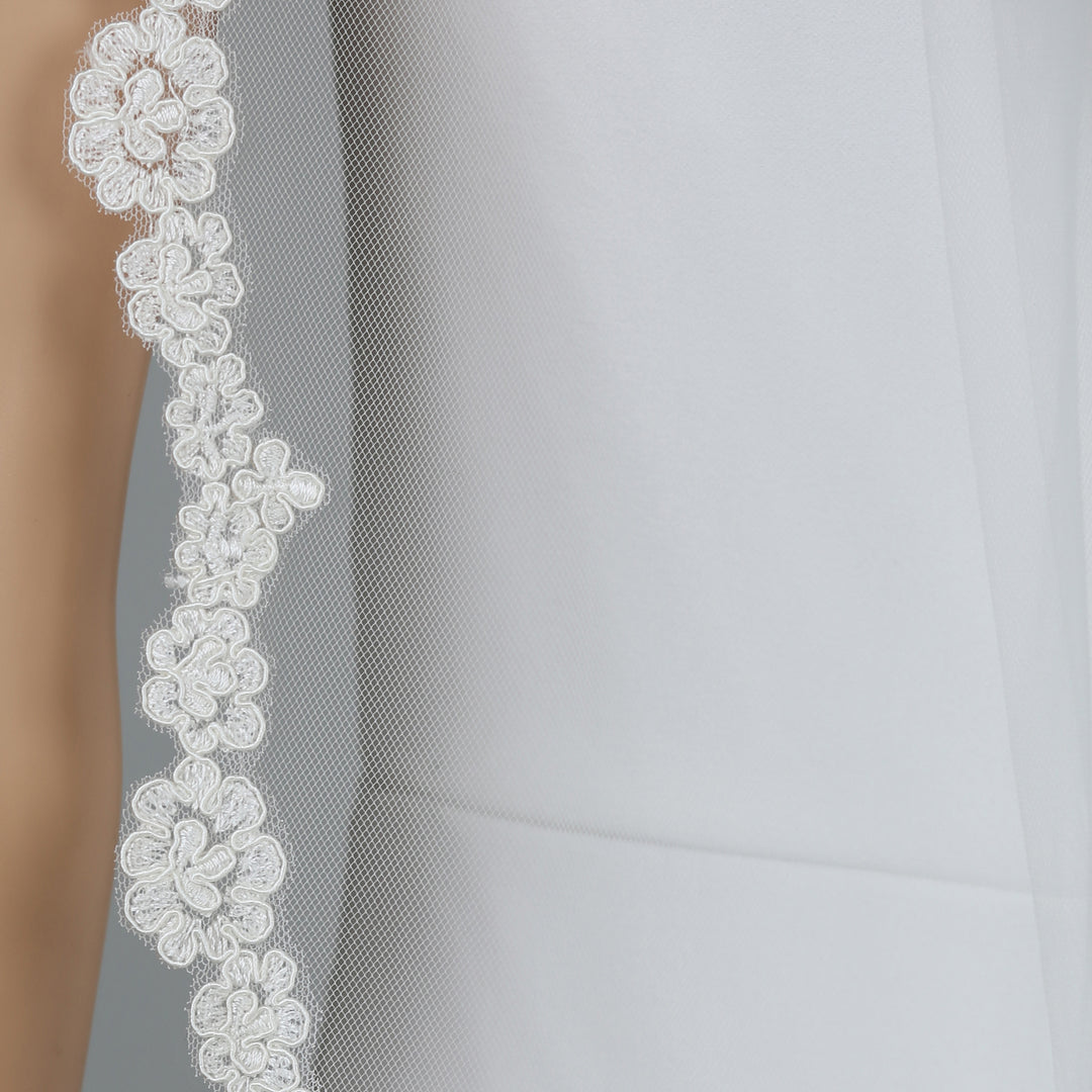 FS6299 Floral Vine Embroidered Lace Veil 42"