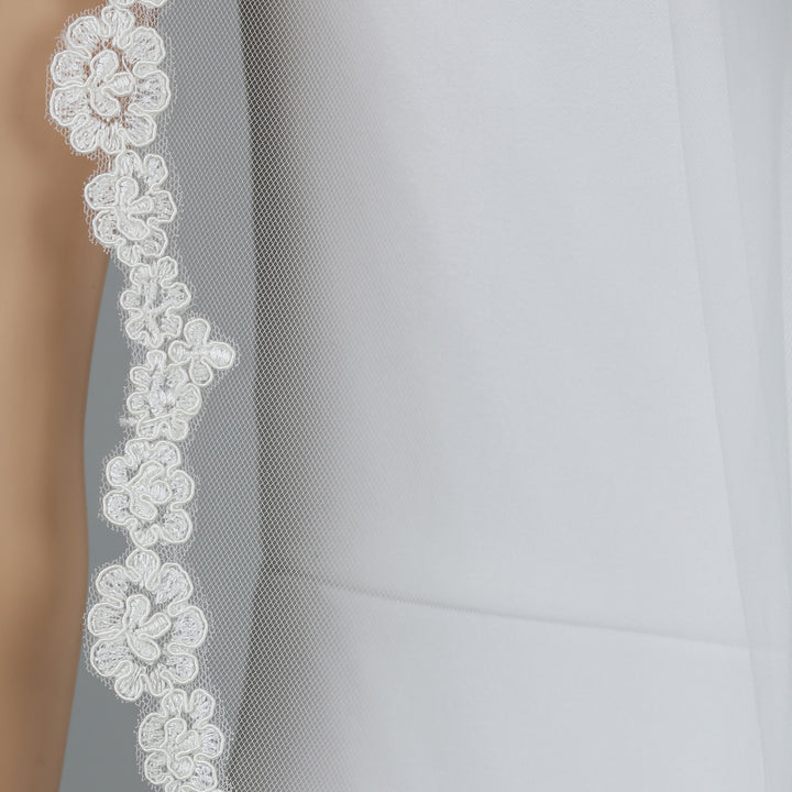 FS6299 Floral Vine Embroidered Lace Veil 42"