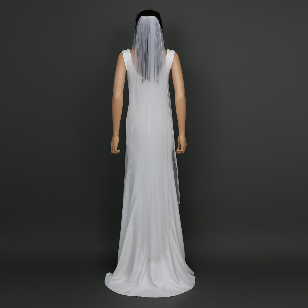 Classic Pencil Edge Bridal Veil, Soft Tulle, Waltz, Floor, Chapel Length FS6359
